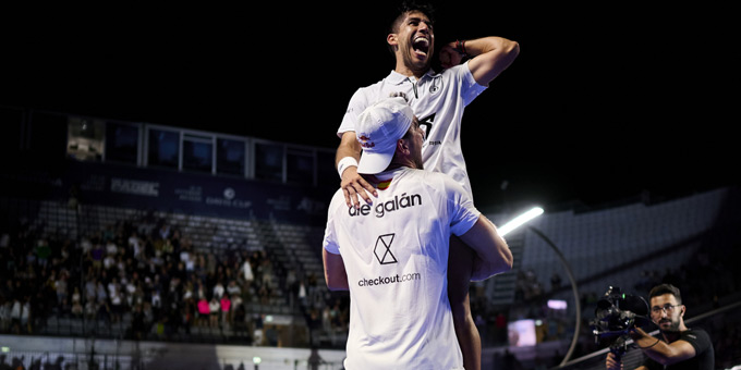 Celebración de Galán y Chingotto en Roma (Premier Padel)