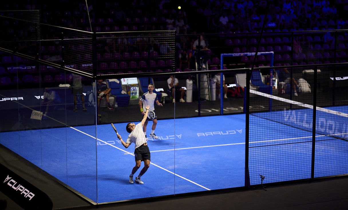 Víctor Ruiz y Tino Libaak durante su partido de 1/16 de final (Premier Padel)