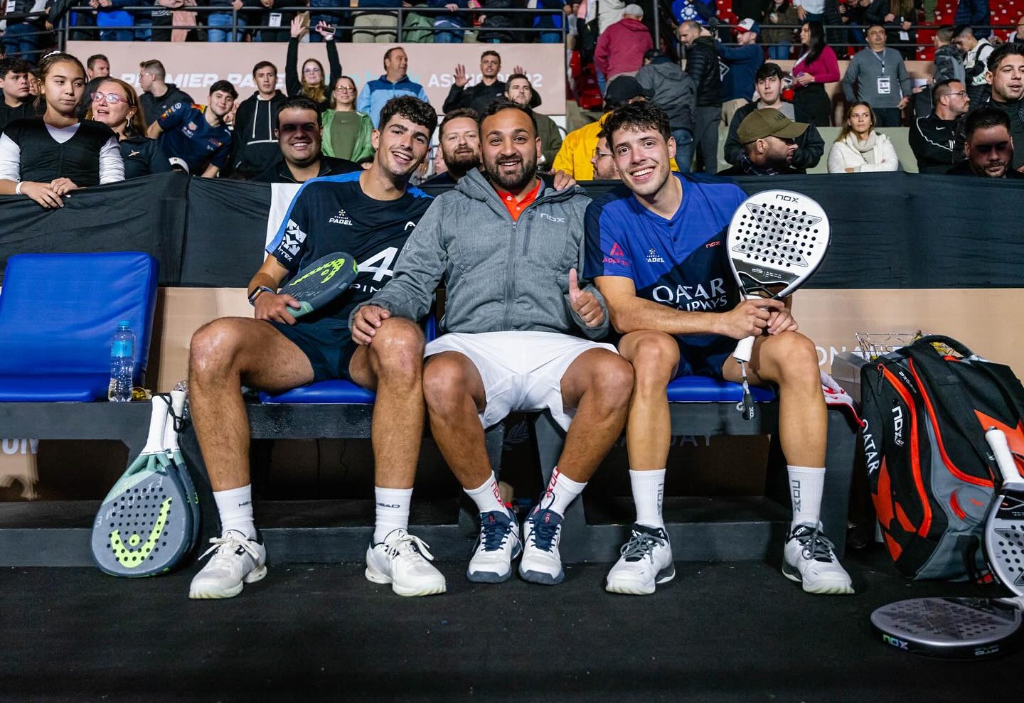 Martín Canali con sus jugadores