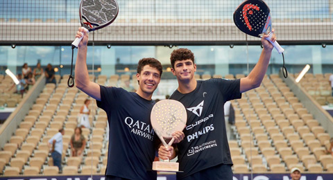Roland Garros se rinde a los pies del infinito talento de Arturo Coello y Agustín Tapia