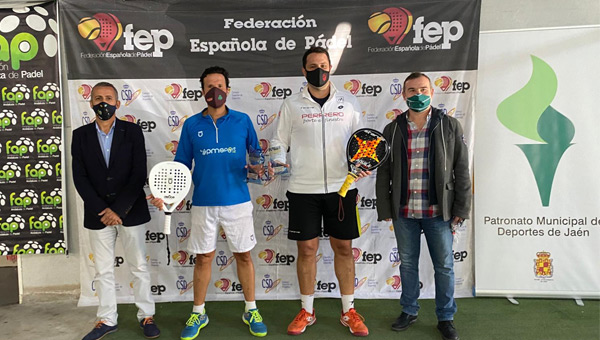 Jugadores Cto. España Veteranos 2020 entrega de trofeos