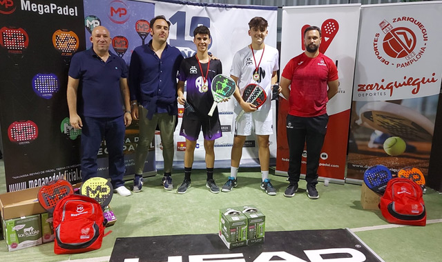 Campeonas tercera prueba Circuito Diario de Navarra Absoluto de Pádel 2022