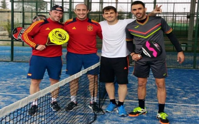 Casillas y Codina se divierten en la pista