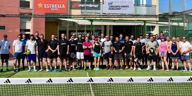 Foto grupo torneo padel rrhh digital 13 edición 2023