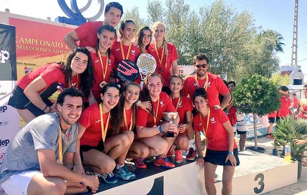 Chicas Navarra campeonas II categoría Cto España menores SSAA