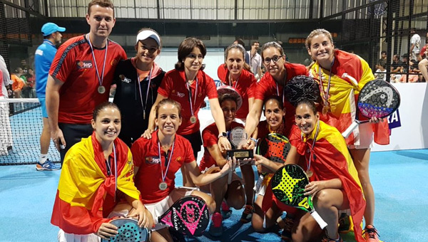 España chicas campeonas del Mundo Paraguay 2018