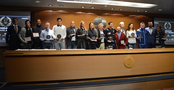 Ganadores foto de familia PadelSpain World Padel Awards