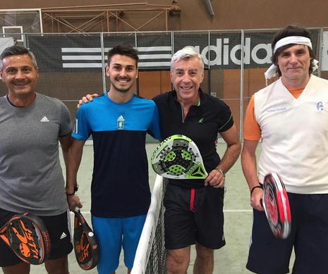 Más de 40 parejas dan lustre a la primera cita del International Padel Experience