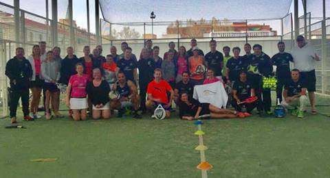 Granada y Holanda celebraron su primer encuentro internacional de pádel