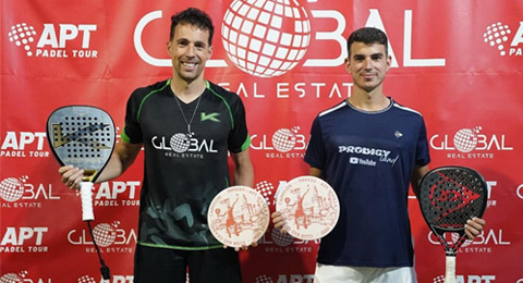 Pérez Morillas y González dejan el título del torneo Future en casa