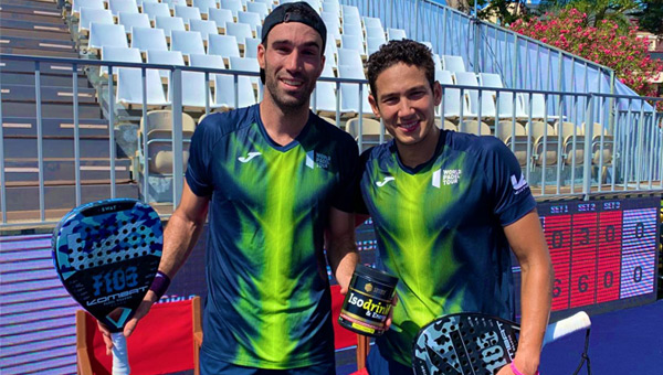 Javi Ruiz y Uri Botello victoria dieciseisavos Cascais Padel Master 2019