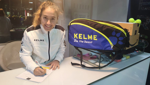 Fichaje Sara Ruiz Kelme Padel