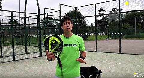 Hello Padel Academy Lección 3: Cómo coger la pala