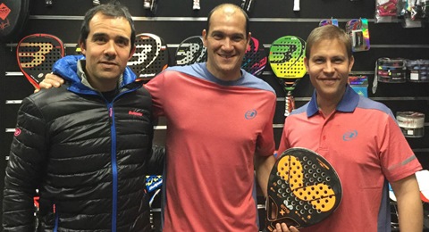 Bullpadel sigue ampliando su familia con el fichaje de Seba Nerone