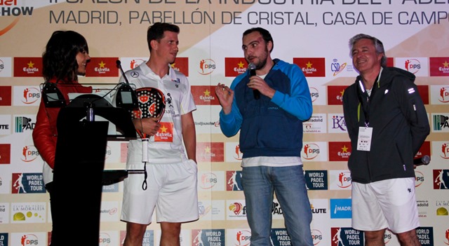 El duende sevillano apareció en Padel Pro Show