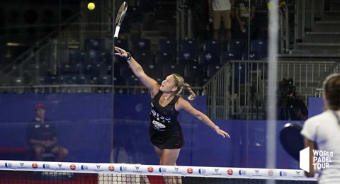 La Caja Mágica abrió sus puertas al pádel femenino en una primera toma de contacto muy tranquila con los 1/16 de final