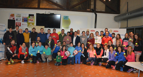 Pádel a beneficio de la Fundación Aviva en Rotary Club Salamanca
