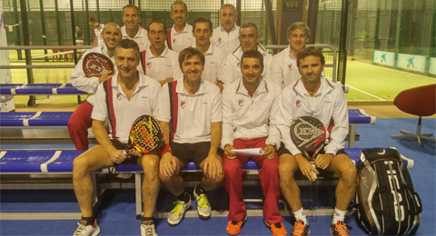 Finaliza el campeonato navarro por equipos de clubes veteranos de padel 2015