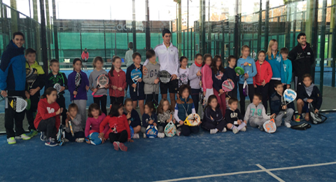 La escuela de menores de GolfCanal recibe los consejos de José Carlos Gaspar